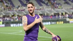 FOTO – Gonzalo e il pranzo al mare: il commensale è una vecchia conoscenza viola