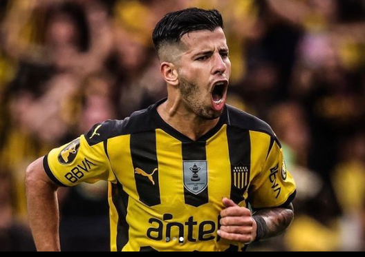 Gol e rosso: l’ex Cagliari Pablo Ceppelini decisivo nel Superclásico di Montevideo- immagine 2