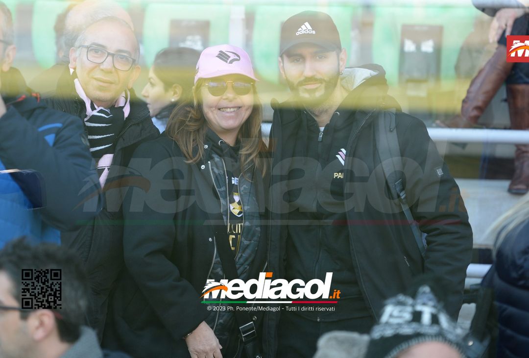 FOTOTIFO Palermo-Frosinone 1-1, i tifosi allo Stadio “Renzo Barbera” (Gallery) - immagine 111