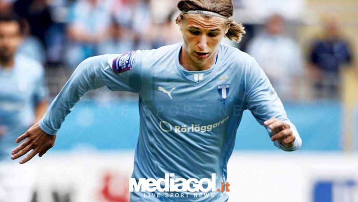 Calciomercato Palermo, Cibicki: “Mio futuro? Sono sereno. Interesse dei rosa…”  Calciomercato Palermo, Cibicki: “Mio futuro? Sono sereno. Interesse dei rosa…”