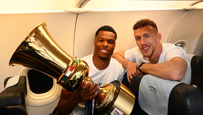 Dumfries protagonista, arrivano i complimenti di Perisic: “Orgoglioso di te” - immagine 1