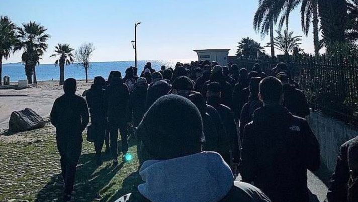 Ligue 1, gli ultras del PSG alla ricerca dei tifosi del Nizza Ligue 1, gli ultras del PSG alla ricerca dei tifosi del Nizza - immagine 1