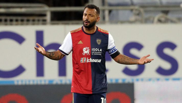 CAGLIARI, ITALY - NOVEMBER 29: Joao Pedro of Cagliari celebrates his goal 1-1 during the Serie A match between Cagliari Calcio and Spezia Calcio at Sardegna Arena on November 29, 2020 in Cagliari, Italy. (Photo by Enrico Locci/Getty Images) Sky: “Confronto tra il Cagliari e i tifosi: presente anche Giulini, Joao Pedro ha detto…” - immagine 1