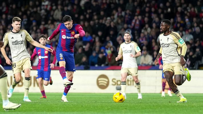 Ex Verona, Hongla col Granada ferma il Barcellona - immagine 1