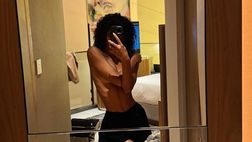 Scatti sexy in accappatoio ma non solo: lady Verratti fa impazzire il web