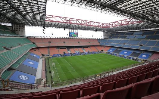 MILAN, ITALY - APRIL 11: A general view inside the stadium prior to the Serie A match between FC Internazionale and Cagliari Calcio at Stadio Giuseppe Meazza on April 11, 2021 in Milan, Italy. (Photo by Emilio Andreoli - Inter/Inter via Getty Images) MILAN, ITALY - APRIL 11: A general view inside the stadium prior to the Serie A match between FC Internazionale and Cagliari Calcio at Stadio Giuseppe Meazza on April 11, 2021 in Milan, Italy. (Photo by Emilio Andreoli - Inter/Inter via Getty Images)