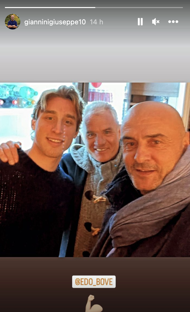 Roma, passato e presente: lo scatto di Giannini con Desideri e Bove – FOTO- immagine 2