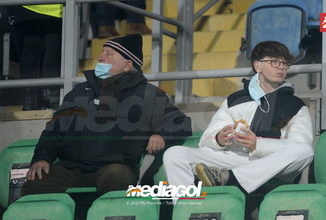 FOTO, i tifosi allo stadio per Palermo – Monopoli 2-1 (Gallery) - immagine 5