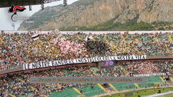 VIDEO Mafia, dodici arresti a Borgo Vecchio: mani dei clan sul tifo organizzato del Palermo