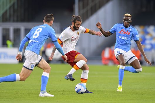 (Photo by Fabio Rossi/AS Roma via Getty Images) oliveira napoli roma