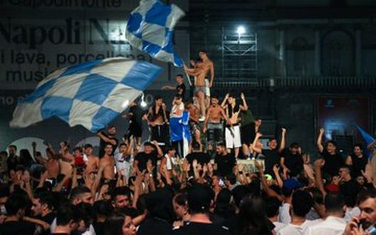 Coppa Italia al Napoli, una festa in città attaccata pesantemente dai tifosi della Salernitana Salernitana-Napoli, Conticchio: “Il derby non è pericoloso”- immagine 2