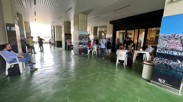 Palermo-Padova, al via la vendita dei biglietti per abbonati: primi tifosi al “Barbera”- immagine 4