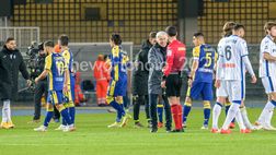 Verona, gialloblù in campo, l’allenamento dell’Hellas