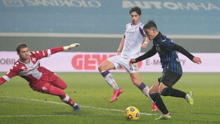 BERGAMO, ITALY - JANUARY 21: Olaf Kobacki of Atalanta BC scores his goal during the Supercoppa Primavera Tim match between Atalanta BC U19 and ACF Fiorentina U19 at Gewiss Stadium on January 21, 2021 in Bergamo, Italy. (Photo by Emilio Andreoli/Getty Images for Lega Serie A) BERGAMO, ITALY - JANUARY 21: Olaf Kobacki of Atalanta BC scores his goal during the Supercoppa Primavera Tim match between Atalanta BC U19 and ACF Fiorentina U19 at Gewiss Stadium on January 21, 2021 in Bergamo, Italy. (Photo by Emilio Andreoli/Getty Images for Lega Serie A)