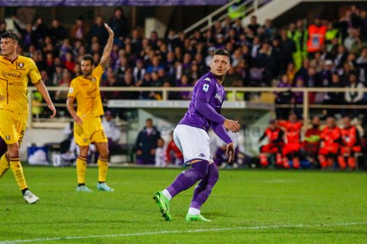 Jovic, il mondiale come trampolino in viola. Qatar, poi la continuità- immagine 2