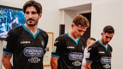 Tra calcio e storia, la terza maglia del Lecco dedicata a Manzoni