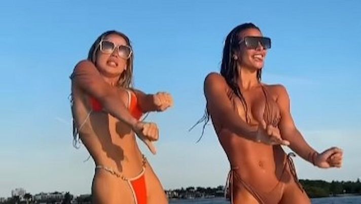 Sol Perez, il ballo in bikini sulla barca è da paura: curve da urlo - immagine 1