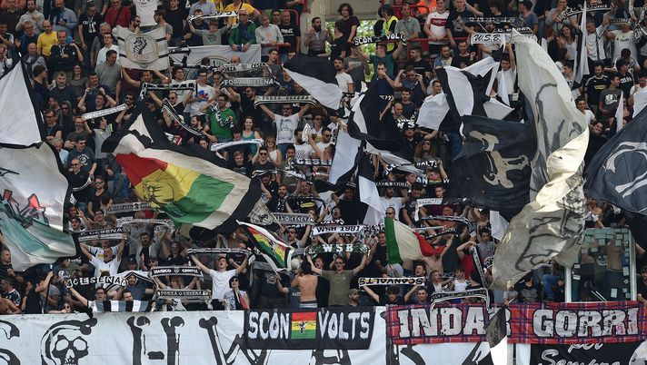 Il Cesena e la Reggiana si sono sfidate in un bel derby valido per il Girone B di Serie C.
Il Cesena e la Reggiana si sono sfidate in un bel derby valido per il Girone B di Serie C.