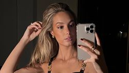 Viky Varga, scatti sensuali e boom di like per Lady Pellé