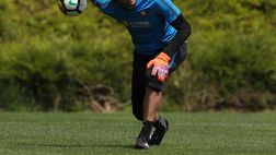 Sky – Inter, paura Handanovic: lo sloveno colpito da una violenta pallonata