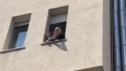 VIDEO / Bologna, la squadra visita Mihajlovic in ospedale