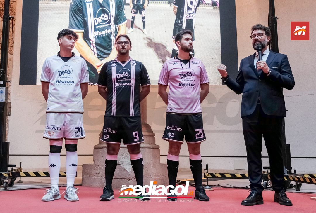 FOTO PALERMO, presentazione nuove maglie gara Palermo 2022/2023 (Gallery) - immagine 25
