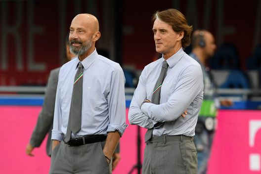 (Photo by Claudio Villa/Getty Images) Mancini: “Vinciamo i Mondiali del 2026 per Vialli! L’ultima volta che l’ho visto…”- immagine 2