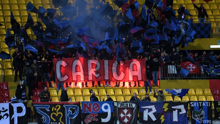 BENEVENTO, ITALY - JANUARY 19: Pisa supporters during the Serie B match between Benevento Calcio and Pisa at Stadio Ciro Vigorito on January 19, 2020 in Benevento, Italy. (Photo by Francesco Pecoraro/Getty Images) BENEVENTO, ITALY - JANUARY 19: Pisa supporters during the Serie B match between Benevento Calcio and Pisa at Stadio Ciro Vigorito on January 19, 2020 in Benevento, Italy. (Photo by Francesco Pecoraro/Getty Images)