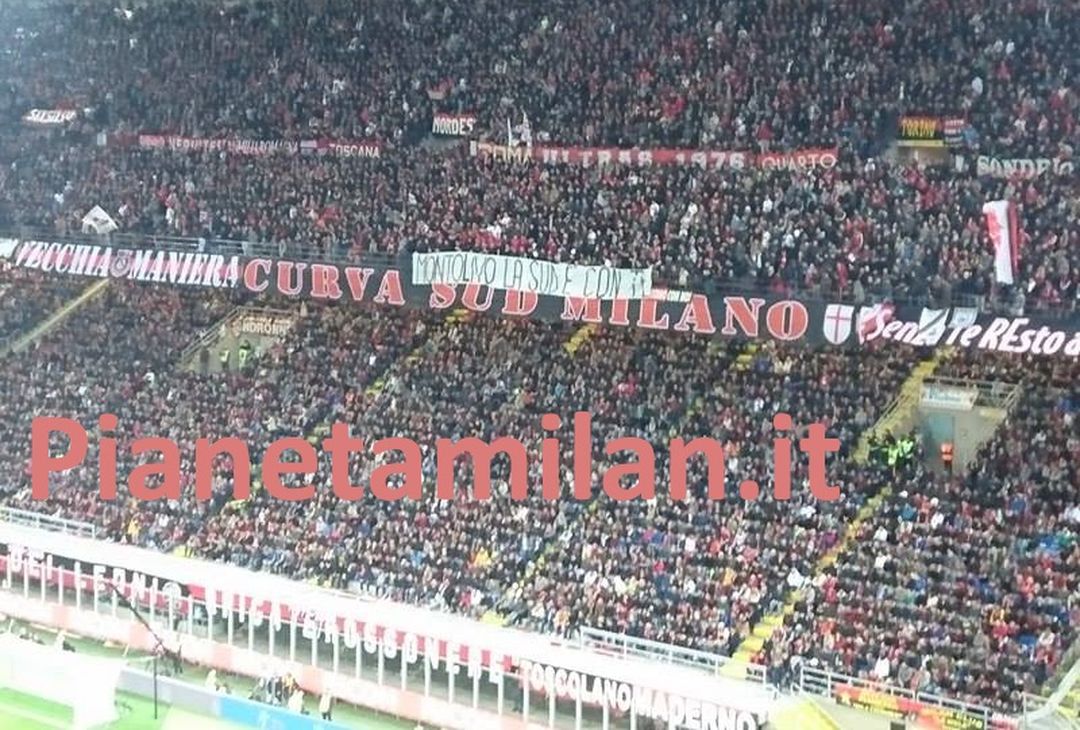  Striscione pro-Montolivo dalla Curva Sud in Milan-Juventus, foto PianetaMilan.it 