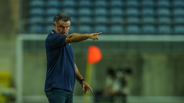 FARO, PORTUGAL - JULY 20: LOSC Lille head coach Christophe Galtier from France during the match between FC Porto v LOSC Lille for Algarve Football Cup 2018 at Estadio do Algarve on July 20, 2018 in Faro, Portugal. (Photo by Carlos Rodrigues/Getty Images) 