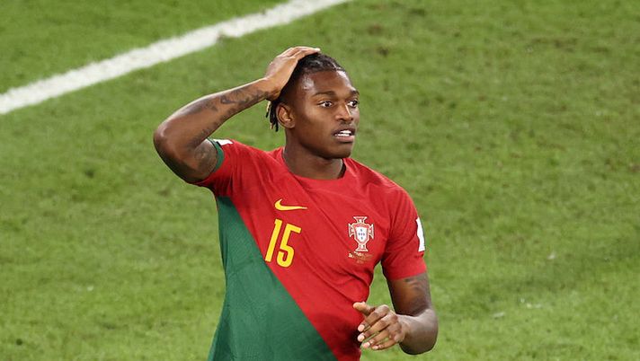 DOHA, QATAR - NOVEMBER 24: Rafael Leao of Portugal reacts during the FIFA World Cup Qatar 2022 Group H match between Portugal and Ghana at Stadium 974 on November 24, 2022 in Doha, Qatar. (Photo by Robert Cianflone/Getty Images) Leao: “Cercavo il gol da molto tempo, è un orgoglio. Ecco cosa mi ha detto il ct” - immagine 1