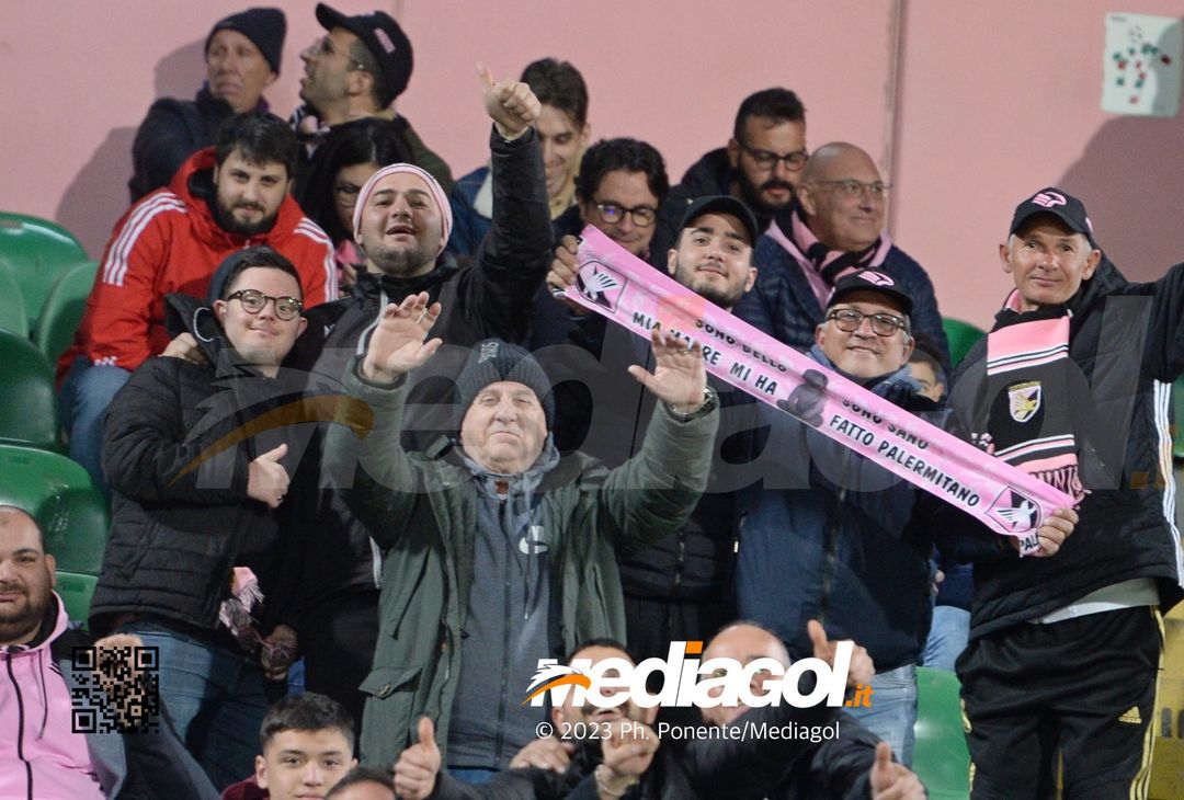 FOTOTIFO Palermo-Modena 5-2, gli scatti ai tifosi al “Renzo Barbera” (Gallery) - immagine 31