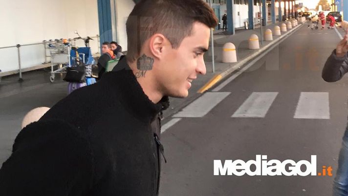 Video, l’intervista a Manuel Arteaga dopo le visite mediche: “Spero di fare come Dybala” Video, l’intervista a Manuel Arteaga dopo le visite mediche: “Spero di fare come Dybala”