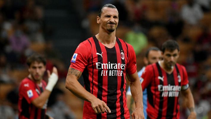 MILAN, ITALY - SEPTEMBER 12: Zlatan Ibrahimovic of AC Milan reacts during the Serie A match between AC Milan and SS Lazio at Stadio Giuseppe Meazza on September 12, 2021 in Milan, Italy. (Photo by Marco Rosi - SS Lazio/Getty Images) Sky: “Ibra giocava anche al 50%, ora non più. I tempi e un retroscena sul Liverpool” - immagine 1