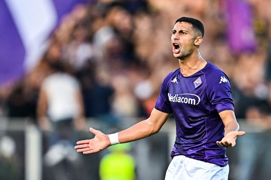 LA SPEZIA, ITALY - OCTOBER 30: Rolando Mandragora of Fiorentina reacts with disappointment during the Serie A match between Spezia Calcio and ACF Fiorentina at Stadio Alberto Picco on October 30, 2022 in La Spezia, Italy. (Photo by Simone Arveda/Getty Images) Pestuggia (ViolaNews): “Brekalo? Dal punto di vista economico è un super colpo”- immagine 3