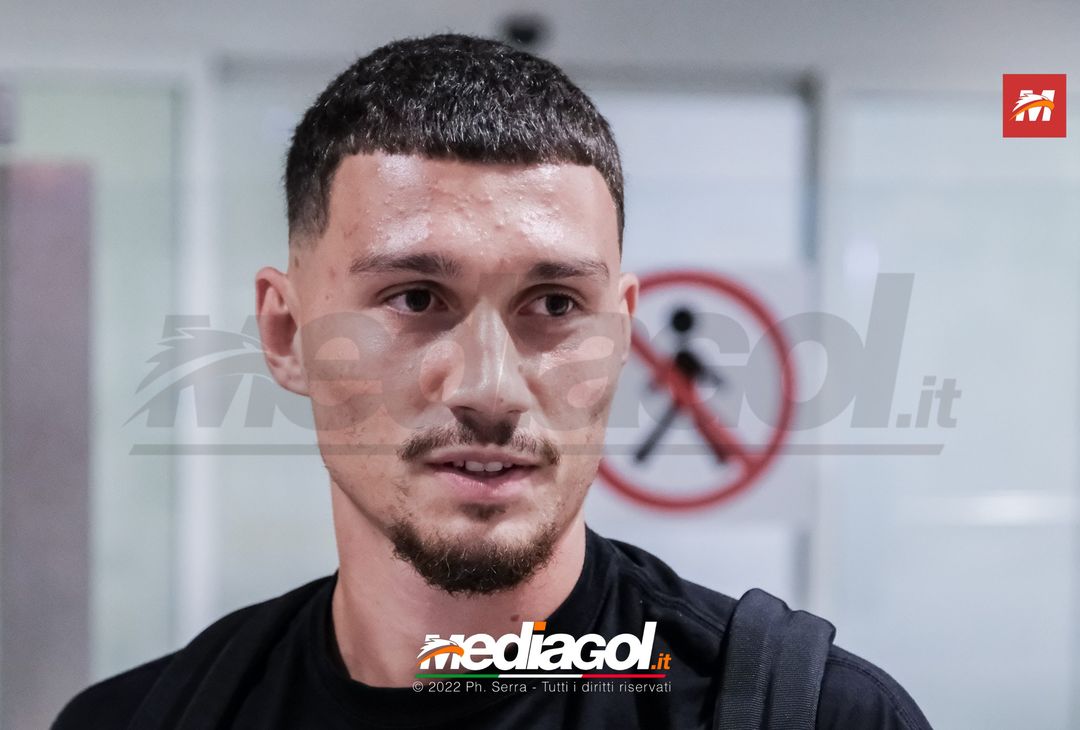 FOTO PALERMO, Davide Bettella atterra al ‘Falcone e Borsellino’ (Gallery) - immagine 16