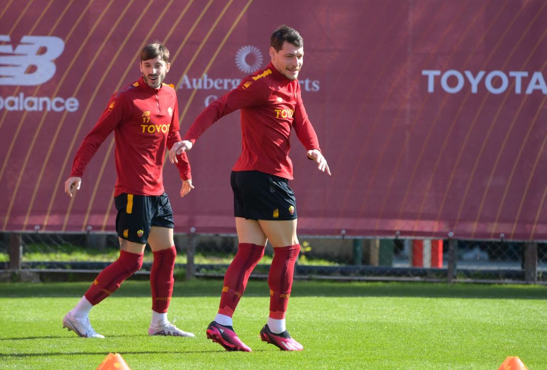 Trigoria, l’allenamento dei giallorossi a due giorni da Napoli-Roma – FOTO GALLERY - immagine 14