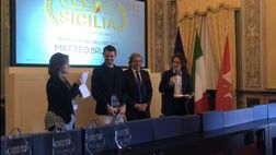 VIDEO Palermo, Brunori premiato dall’Ussi Sicilia: “Ripartiremo con più cattiveria”