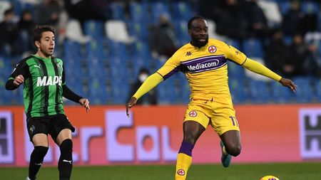 REGGIO NELL'EMILIA, ITALY - FEBRUARY 26:Jonarhan Ikone of ACF Fiorentina in action during the Serie A match between US Sassuolo and ACF Fiorentina at Mapei Stadium - Citta' del Tricolore on February 26, 2022 in Reggio nell'Emilia, Italy. (Photo by Alessandro Sabattini/Getty Images)