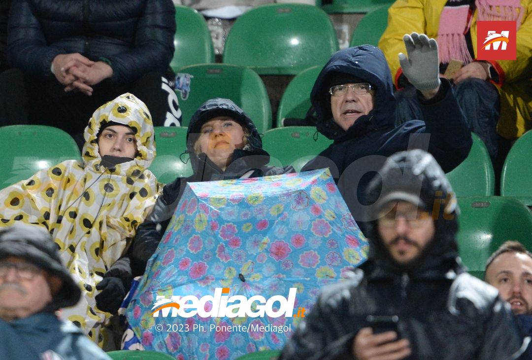 FOTOTIFO Palermo-Ternana 0-0, gli scatti ai tifosi al “Renzo Barbera” (Gallery) - immagine 43