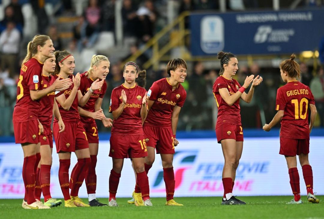 La Roma Femminile vince la Supercoppa: le immagini della festa – FOTO GALLERY - immagine 14