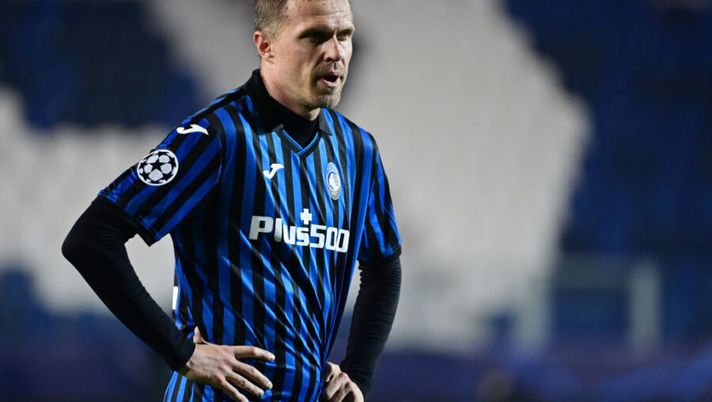 Atalanta's Slovenian midfielder Josip Ilicic reacts during the UEFA Champions League group D football match, between Atalanta and Ajax at the Atleti Azzurri d'Italia stadium in Bergamo, northern Italy, on October 27, 2020. (Photo by MIGUEL MEDINA / AFP) (Photo by MIGUEL MEDINA/AFP via Getty Images) Atalanta, la Gazzetta: “Torna Toloi e c’è un dubbio in attacco: Duvan in pole, Malinovskyi…” - immagine 1