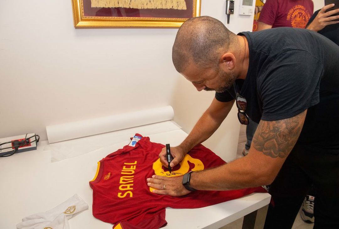 Roma, la visita di Samuel a Trigoria – FOTO GALLERY- immagine 1
