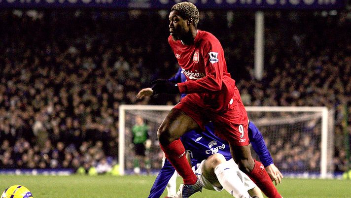 LIVERPOOL, UNITED KINGDOM - DECEMBER 28: Djibril Cisse of Liverpool breaks through to score during the Barclays Premiership match between Everton and Liverpool at Goodison Park on December 28, 2005 in Liverpool, England. (Photo by Shaun Botterill/Getty Images) LIVERPOOL, UNITED KINGDOM - DECEMBER 28: Djibril Cisse of Liverpool breaks through to score during the Barclays Premiership match between Everton and Liverpool at Goodison Park on December 28, 2005 in Liverpool, England. (Photo by Shaun Botterill/Getty Images)