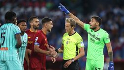Roma-Atalanta, la moviola: Mourinho espulso per proteste