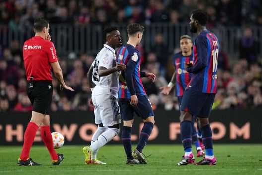 Spagna on fire, più di 5,5 milioni di spettatori hanno guardato il Clasico- immagine 2