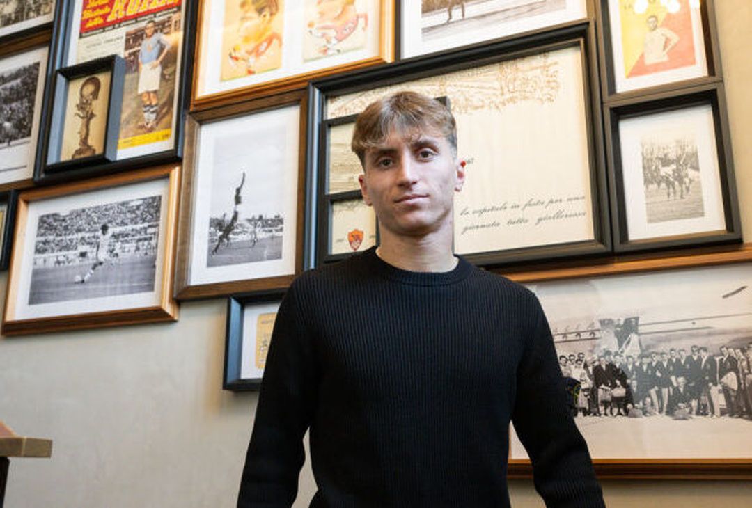 Roma, il primo giorno in giallorosso per Baldanzi – FOTO GALLERY - immagine 10