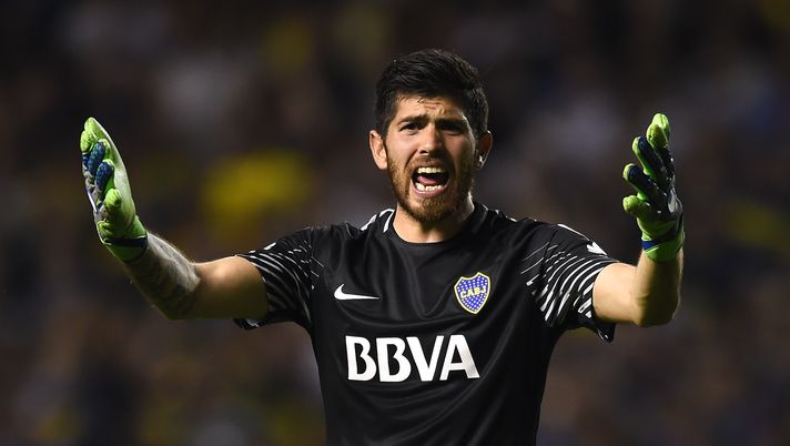 LA BOCA, ARGENTINA - APRIL 25: Agustin Rossi goalkeeper of Boca Juniors reacts during a match between Boca Juniors and Palmeiras as part of Copa CONMEBOL Libertadores 2018 at Alberto J. Armando Stadium on April 25, 2018 in Buenos Aires, Argentina. (Photo by Marcelo Endelli/Getty Images) LA BOCA, ARGENTINA - APRIL 25: Agustin Rossi goalkeeper of Boca Juniors reacts during a match between Boca Juniors and Palmeiras as part of Copa CONMEBOL Libertadores 2018 at Alberto J. Armando Stadium on April 25, 2018 in Buenos Aires, Argentina. (Photo by Marcelo Endelli/Getty Images)