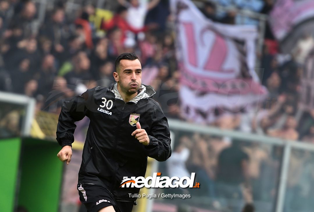  PALERMO, ITALY - MARCH 28: Ilija Nestorovski of Palermo in action during a training session at Stadio Renzo Barbera on March 28, 2019 in Palermo, Italy. (Photo by Tullio M. Puglia/Getty Images)  