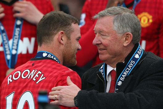 MANCHESTER, ENGLAND - MAY 12: Manchester United Manager Sir Alex Ferguson congratulates Wayne Rooney following the Barclays Premier League match between Manchester United and Swansea City at Old Trafford on May 12, 2013 in Manchester, England. (Photo by Alex Livesey/Getty Images) MANCHESTER, ENGLAND - MAY 12: Manchester United Manager Sir Alex Ferguson congratulates Wayne Rooney following the Barclays Premier League match between Manchester United and Swansea City at Old Trafford on May 12, 2013 in Manchester, England. (Photo by Alex Livesey/Getty Images)